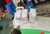 垃圾桶內「發現132萬」清潔工急通報　結局大反轉竟是「這東西」