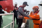 金門釣客回家了！海巡100噸船馬山外海交接　陳玉珍：感謝大陸海警救人妥善照顧