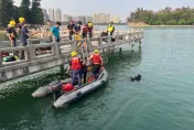 快訊/澄清湖九曲橋男自拍突落水！警消緊急搜尋　救起已無生命跡象