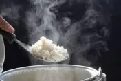 血糖降不了 醫授兩招：白飯淋上檸檬汁！先吃肉、菜再吃飯立即見效