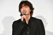 綾野剛當爸了！　喜曝小13歲星妻生娃「母子平安」