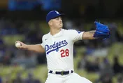 道奇「2年級火球男」主投6局無失分　狂賞紅雀11K