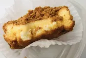 好市多這款蛋糕「生乳餡＋肉鬆炸裂」！1顆不到50元　老饕讚好吃
