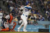 影/超越朗神！大谷翔平對25隊開轟「日本球員新紀錄」　下一步挑戰酷斯拉