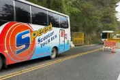 7.2強震撼全台/「最美小學」50受困師生搭遊覽車撤離！小朋友：有兒童節禮物就不害怕