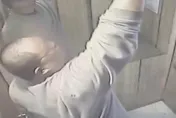 7.2強震撼全台/宜蘭電梯下墜！男困1小時才脫身　總幹事：困裡面不會死啦