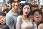 連續頂臀磨蹭10分鐘！公車癡漢趁人擠人對正妹騷擾　罰錢還要上課