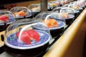 「吉伊卡哇」太夯！她到藏壽司用餐頻被鄰桌「要盤子」氣炸　網笑：恭喜呷免錢