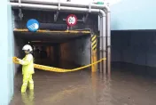 快訊/北部豪雨炸！北投「涵洞淹水」2車受困　急拉封鎖線