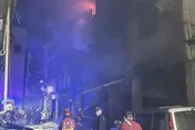 高雄三民深夜氣爆燒3戶！恐怖惡火釀1死6傷　初判住戶引爆瓦斯