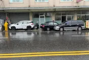 影/驚悚毀6車！嘉義翁精神不濟撞自小客　3小時後又碰貨車
