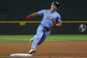 影/遊騎兵大物新人生涯首轟出爐！他卻跑得超拚命　4壘包僅花15.18秒