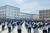 中學生表演完秒退80套服裝...還威脅給差評　網怒：厚臉皮白嫖商家