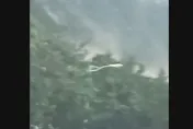 快訊/餘震不斷！花蓮崇德火車站附近「落石坍方」　驚險畫面曝光
