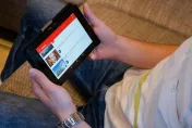 YouTube放大招「暫停影片就投放廣告」　谷歌嗨翻：我們賺更多了！