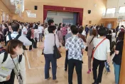 快訊/威脅信嗆「要大家死」！沖繩那霸市公所驚見「炸彈行李箱」急撤2000人
