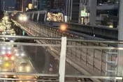 快訊/北捷文湖線驚傳「有煙霧卡住了」！下班民眾哀號：一直不動