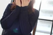 母親偷藏50萬給弟弟！「重男輕女」讓她心寒：還要盡孝嗎？　許常德曝沒有不好