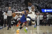 聯盟護航？莫瑞G2暴走未禁賽遭噓爆　前NBA砍將狠批：噁心！