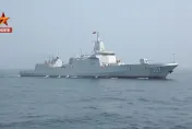 影/南海尬場！美菲肩並肩演習　解放軍派「055型萬噸大驅」實戰演訓