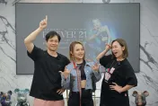 12億女王瑪菲司曝「這輩子唯一」是他！幫對方提吉他　私下竟是鄰居