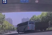 紅綠燈故障沒人管…大巴撞砂石車釀1死7傷　小5女童喪命「連夜修好」網炸鍋