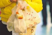 夜市「1美食」一小包要100元！他傻眼「肉不多還貴」　全場直呼同感