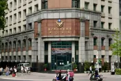 快訊/北市女警超市文具店多次行竊　中山分局自檢：不知悔改停職處分