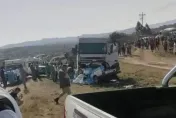 快訊/國道嚴重車禍！大卡車駕駛逆向狂飆撞死18名孩童　老師與校車司機也喪命