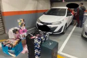 影/光天化日搜刮一空！小偷「抓娃娃機店」下手88隻公仔　被捕身上還攜毒