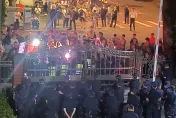 綠營側翼動起來了！年輕人聚集立法院外　PTT酸爆：搶當林飛帆第二領20萬月薪