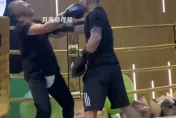 影/誇口「能打敗泰森」！54歲太極拳師父對戰年輕拳擊手慘遭打哭了