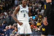 少年「狼」太狠了！灰狼G7落後20分上演驚奇逆轉秀　NBA史上頭一遭