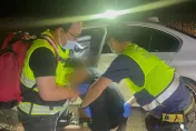 影/BMW掛假牌！遇警「飆車狂逃」　三峽警「連轟10槍」他雙腿中彈送急診