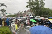 快訊/立院外人潮警封閉中山南路慢車道　新任內政部長、警署長場外視察