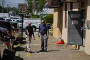 影/有深仇大恨？美國賓州寢具店前員工持槍射殺5同事　釀2死3傷