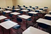 可惡！高雄男狼師捏「頭」要求半裸蒙眼拍照　20年16位小男生受害