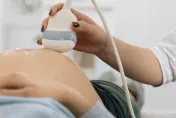 人妻不爽老公外遇！竟替小三「掛號婦產科」　結果被開吉了