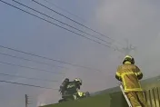 台南製香廠大火海！倉庫燒光　凌晨17車36人搶救