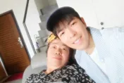 蕭敬騰媽媽出院了！他曝心聲「成無膽之人」：要更加守護她