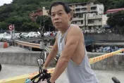 快訊/基隆恐怖山崩！「英勇男」搶救小黃司機多處擦傷　電動車踏板毀