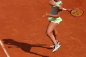 鮑里妮法網直落二勝俄天才少女！　女單決賽對戰球后斯威雅蒂