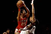 NBA名人堂球星沃克過世！享壽84歲　比肩喬丹、皮朋、小蟲