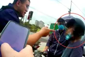 影/詐騙車手郵局ATM鬼祟提款　見巡警落跑遭盤查活逮人贓俱獲