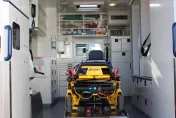 2度死而復生！男子停止呼吸20分鐘　救護車上突然清醒狂奔3公里回家