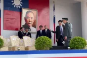影/黃埔百年校慶震撼合體！ 韓國瑜同框陳其邁「私下互動」全曝光