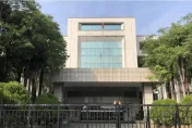 前女友結婚了！高雄癡情男「爬陽台偷窺」判拘20天