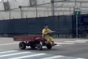 影/把農用車當玩具車！10歲男童爽開上路趴趴走　警無奈「尚無罰則」