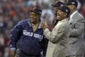 連12年拿下金手套！MLB巨人傳奇球星梅斯安詳過世　享耆壽93歲
