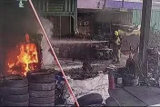 快訊/現場畫面曝！七堵廢棄車廠火警　火煙狂竄幸無人傷